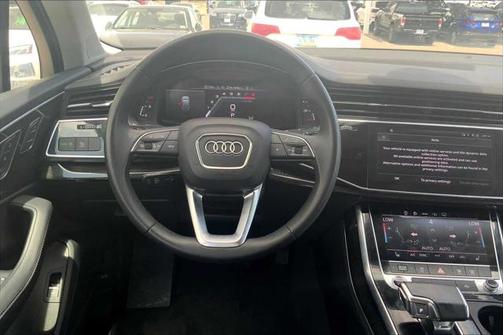 2024 Audi Q7 55 Premium Plus