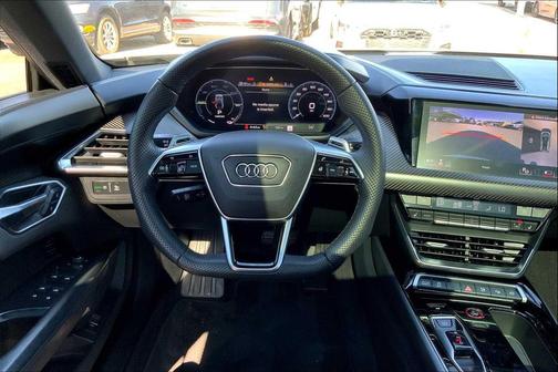 2022 Audi e-tron GT Prestige