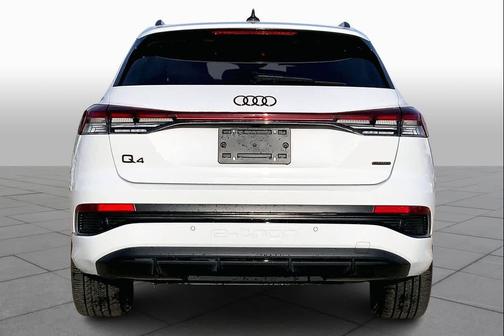 2024 Audi Q4 e-tron Premium Plus 50 quattro