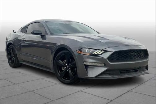 2022 Ford Mustang EcoBoost