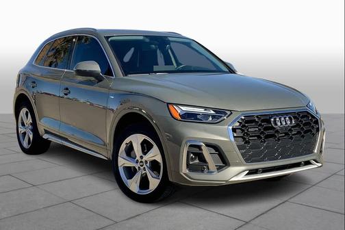 Chronos Gray Metallic 2023 Audi Q5 45 S line Premium Plus
