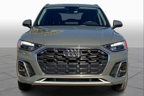 Chronos Gray Metallic 2023 Audi Q5 45 S line Premium Plus
