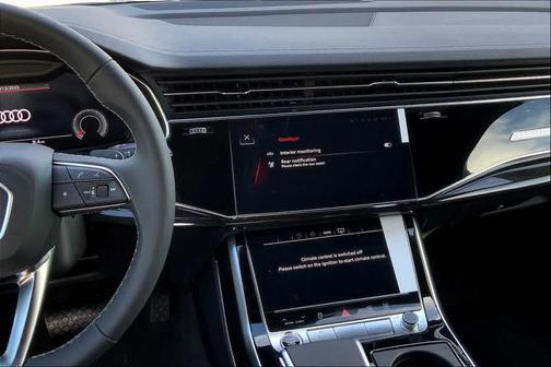 Glacier White Metallic 2026 Audi Q7 55 Premium Plus