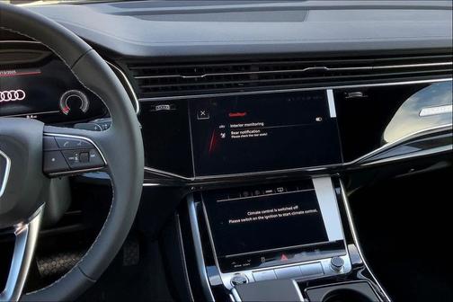 Glacier White Metallic 2026 Audi Q7 55 Premium Plus