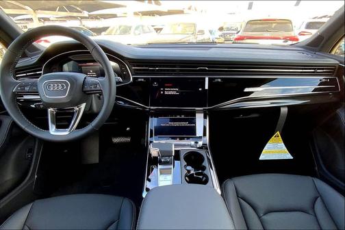 Glacier White Metallic 2026 Audi Q7 55 Premium Plus