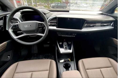 2025 Audi Q4 e-tron Premium 45 quattro