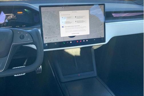 2022 Tesla Model S Plaid