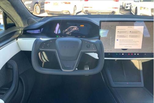2022 Tesla Model S Plaid