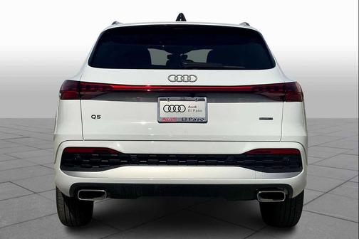 2025 Audi Q5 Premium