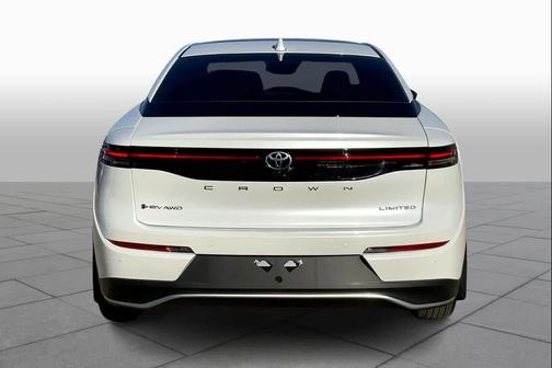 2025 Toyota Crown Limited