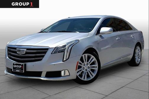 Radiant Silver Metallic 2019 Cadillac XTS Luxury
