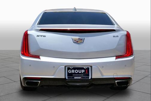 Radiant Silver Metallic 2019 Cadillac XTS Luxury