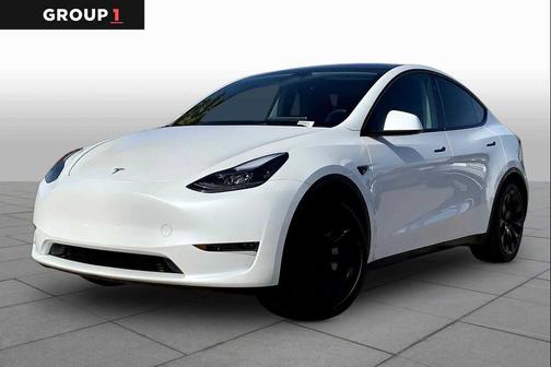 WHITE 2024 Tesla Model Y Long Range Single Motor Rear-Wheel Drive
