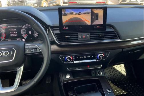 2025 Audi Q5 45 S line Premium Plus