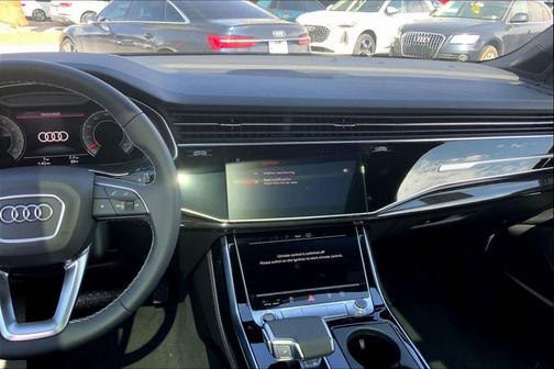 2026 Audi Q7 55 Premium Plus