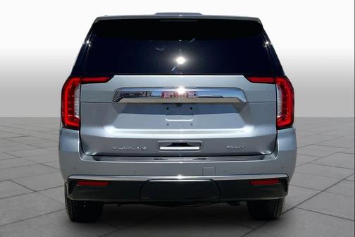 Sterling Metallic 2024 GMC Yukon SLT