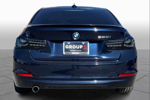 2015 BMW 320 i