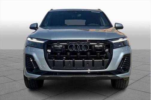 2025 Audi Q7 45 Premium Plus
