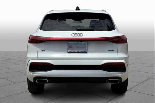 2023 Audi Q3 Premium 45 TFSI S line quattro Tiptronic