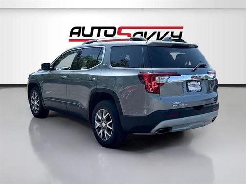 2021 GMC Acadia SLT