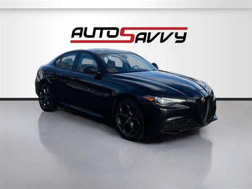 2019 Alfa Romeo Giulia Base