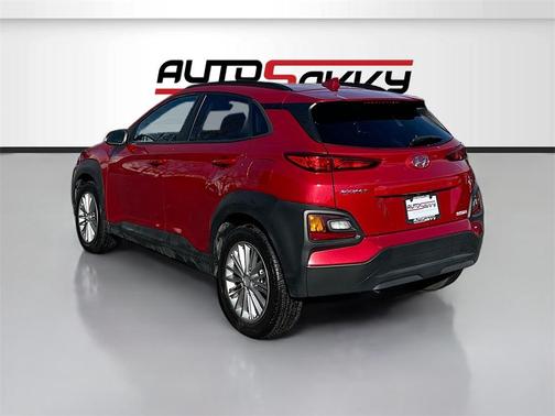 2020 Hyundai KONA SEL Plus