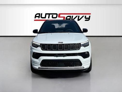 2023 Jeep Compass Altitude