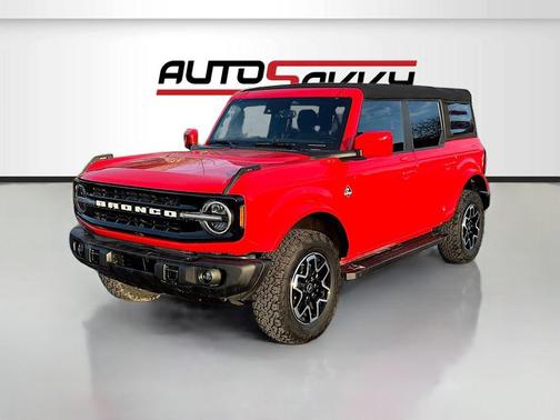 Race Red 2022 Ford Bronco Outer Banks