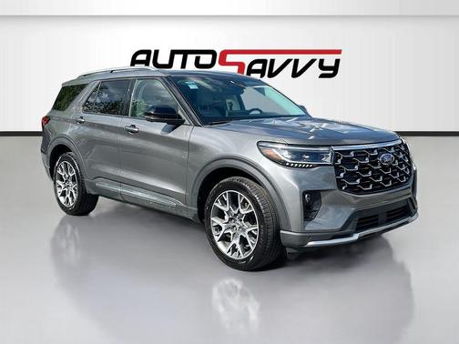 Gray Metallic 2025 Ford Explorer Platinum