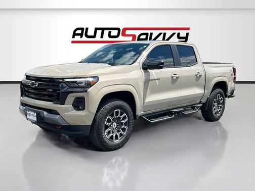 Sand Dune Metallic 2024 Chevrolet Colorado Z71