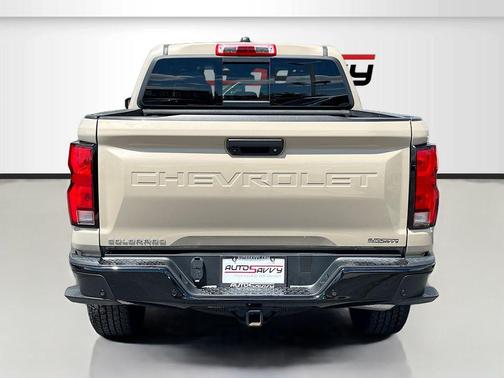 Sand Dune Metallic 2024 Chevrolet Colorado Z71