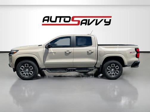 Sand Dune Metallic 2024 Chevrolet Colorado Z71