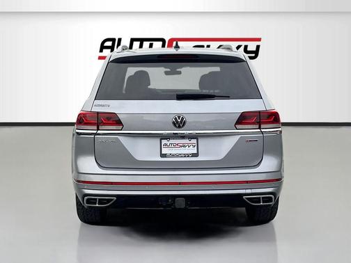 Pyrite Silver Metallic 2022 Volkswagen Atlas 3.6L SEL Premium R-Line