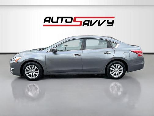 Gun Metallic 2015 Nissan Altima 2.5 S