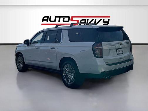 2023 Chevrolet Suburban High Country