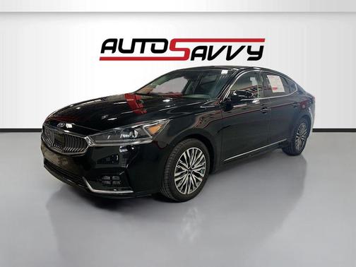 Aurora Black 2020 Kia Cadenza Technology