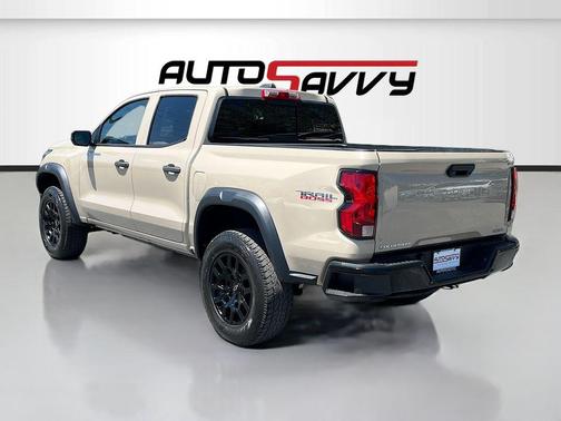 Sand Dune Metallic 2024 Chevrolet Colorado Trail Boss