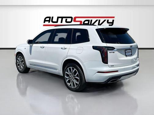 Crystal White Tri-Coat 2024 Cadillac XT6 Sport AWD