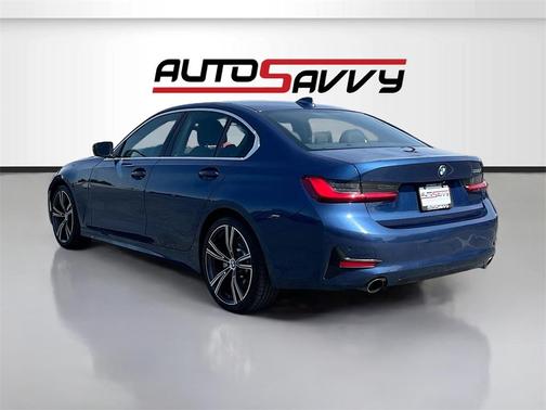 2021 BMW 330 i