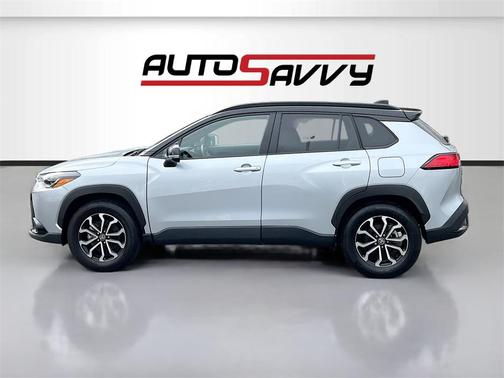 2025 Toyota Corolla Cross Hybrid SE