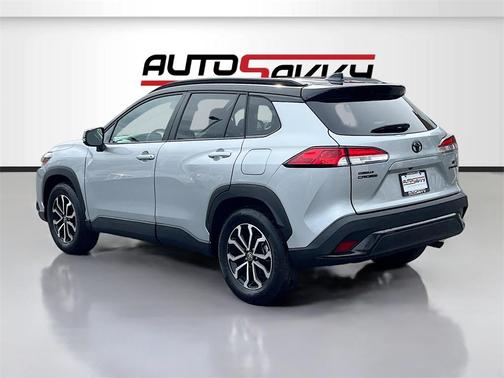 2025 Toyota Corolla Cross Hybrid SE