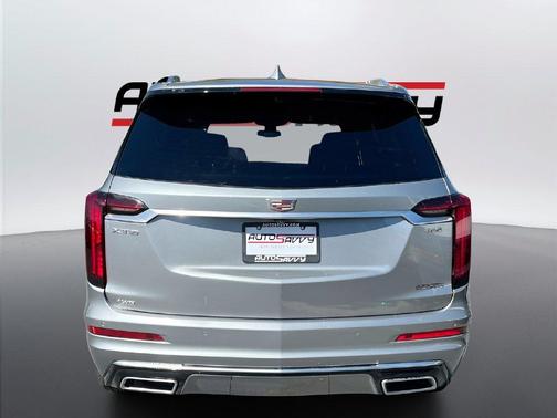 Silver Metallic 2025 Cadillac XT6 Premium Luxury AWD