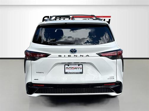 2023 Toyota Sienna XSE