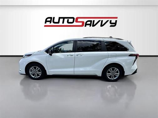2023 Toyota Sienna XSE