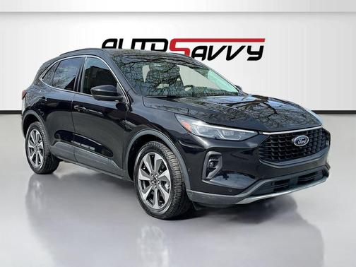 Agate Black Metallic 2024 Ford Escape Platinum
