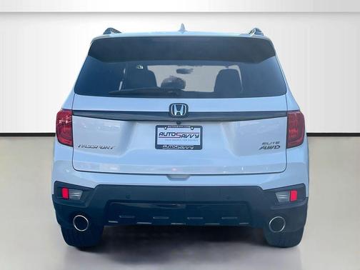 White 2023 Honda Passport Elite