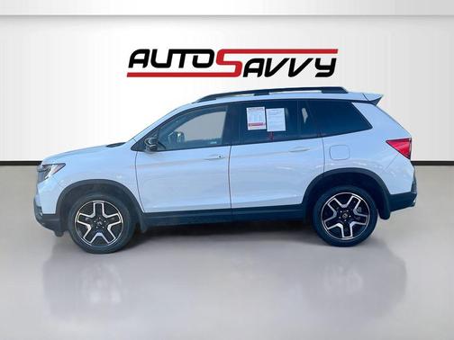 White 2023 Honda Passport Elite