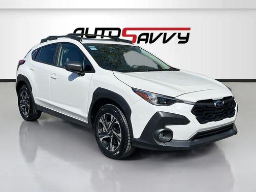 Crystal White Pearl 2024 Subaru Crosstrek Premium