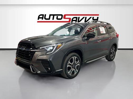 Magnetite Gray Metallic 2024 Subaru Ascent Touring