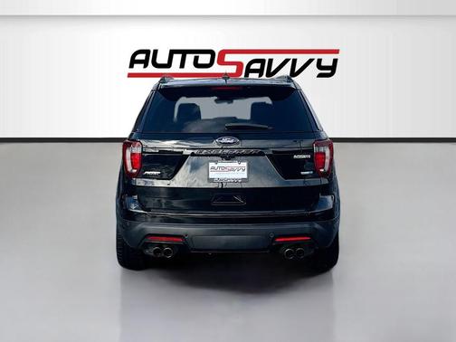 2018 Ford Explorer sport